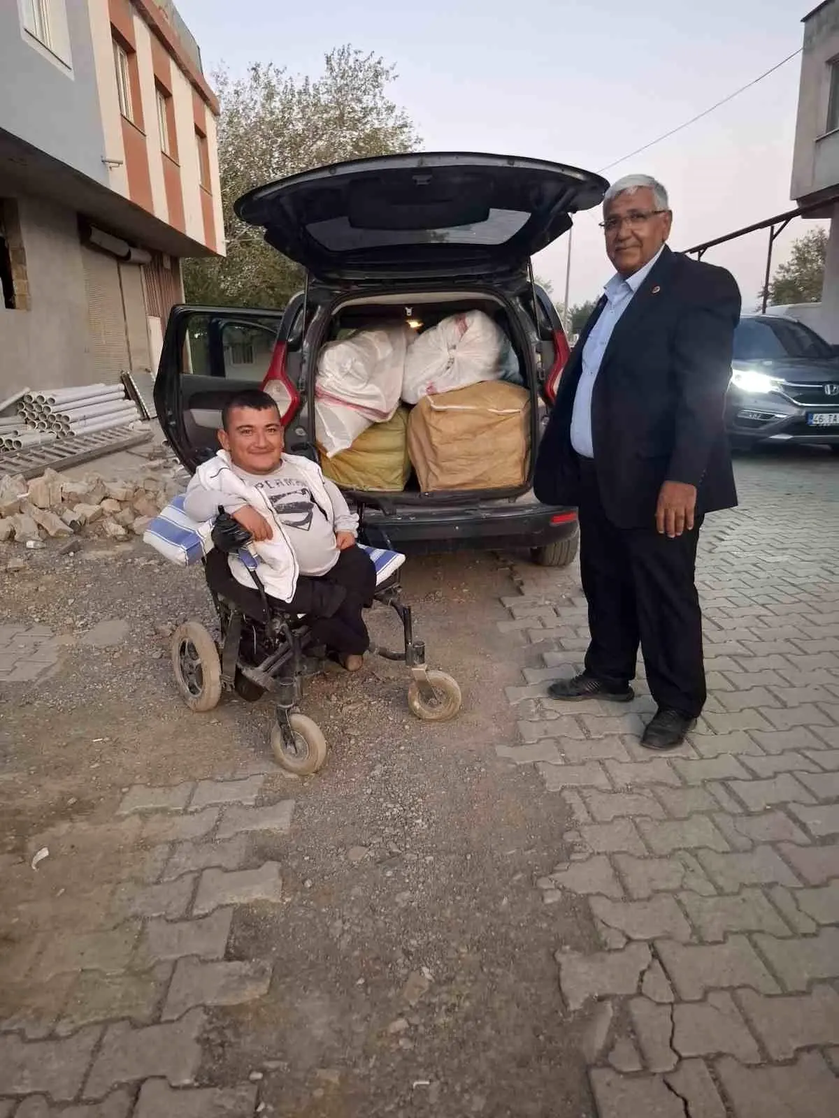 cam kemik hastasindan filistin icin destek TBmOPpvf.jpg