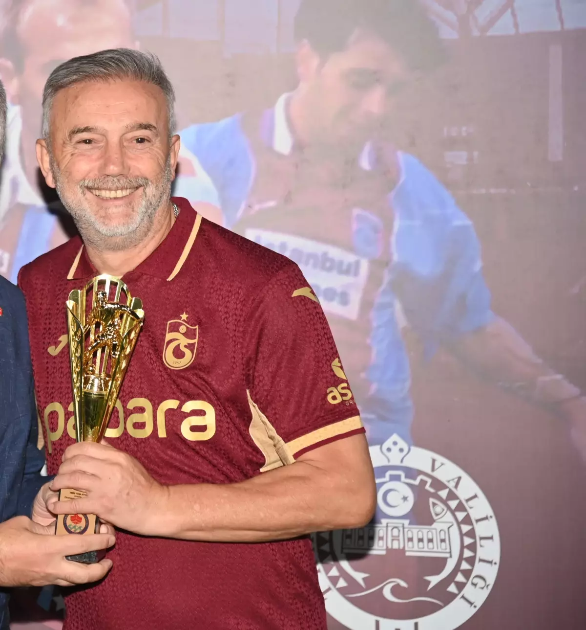 hami mandiralidan taraftara sampiyonluk cagrisi phmtWYM6.jpg