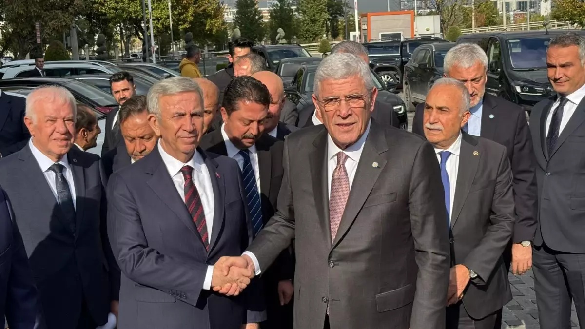 iyi parti genel baskani dervisoglu mansur yavasi ziyaret etti JUhSNmmT.jpg