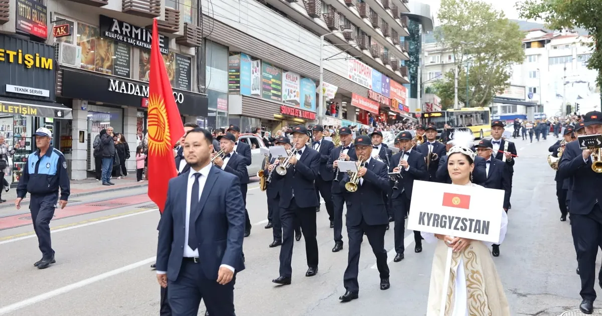 yesil bursa uluslararasi bandolar festivalinde muzik soleni yRej2BBq