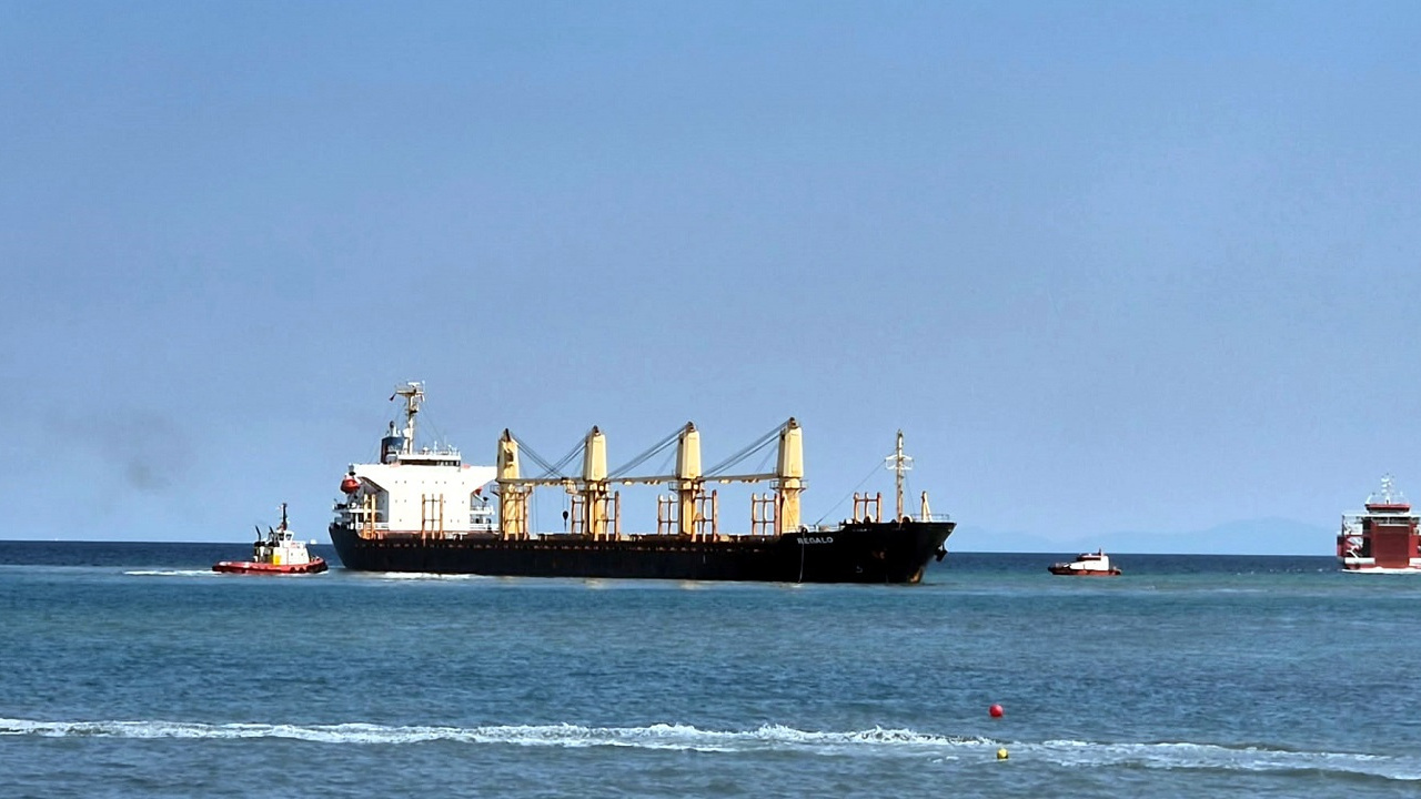Son dakika tekirdag aciklarinda 169 metrelik kuru yuk gemisi karaya oturdu fgJi77Nn